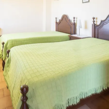 Tio Pedro - By Bedzy Albufeira